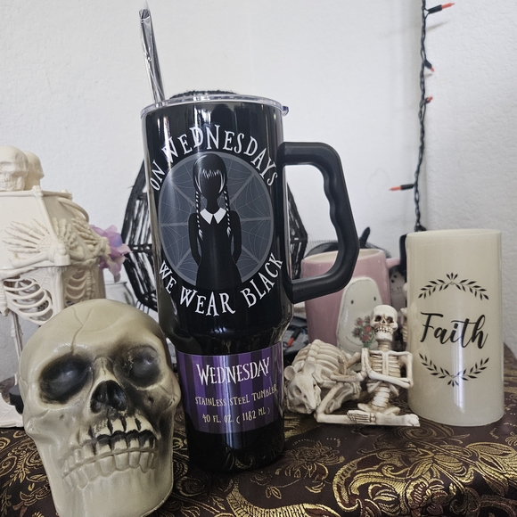 New Wednesday Addams "On Wednesdays We Wear Black" 40oz Tumbler Cup - Picture 1 of 4